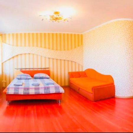 Red Apartment 2019 Very Centre Herson Exterior foto